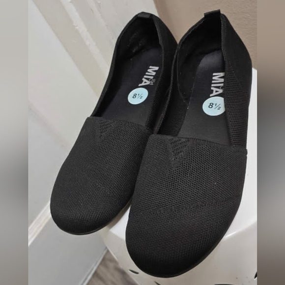 Mia Elastic Mesh Casual Comfy Round Toe Flat Slip-On Shoe Size 8.5🌴 - Picture 1 of 6